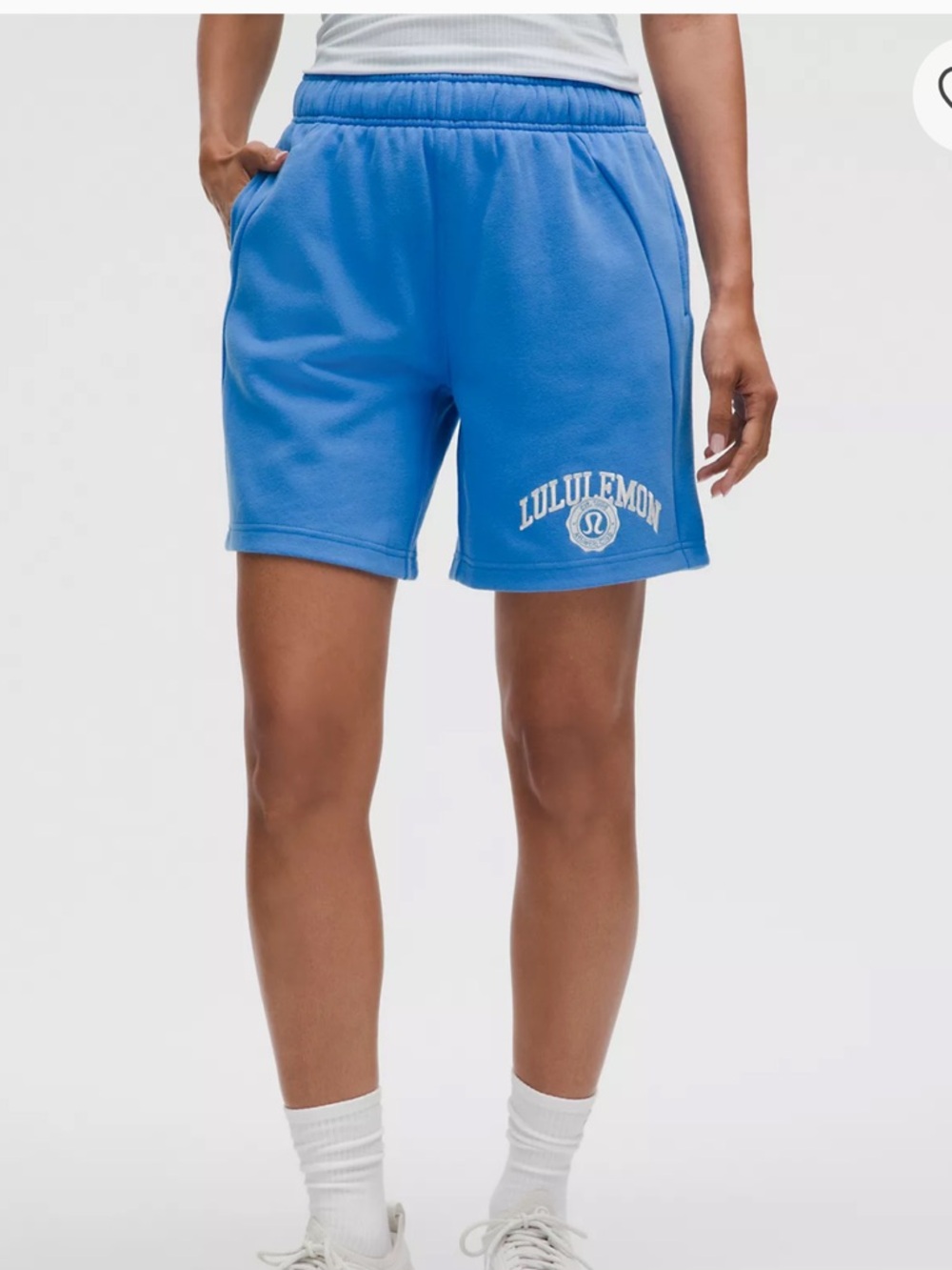 lululemon athletica Women's Scuba Mid-Rise Oversized Short 7" pool party  size M - Picture 2 of 12